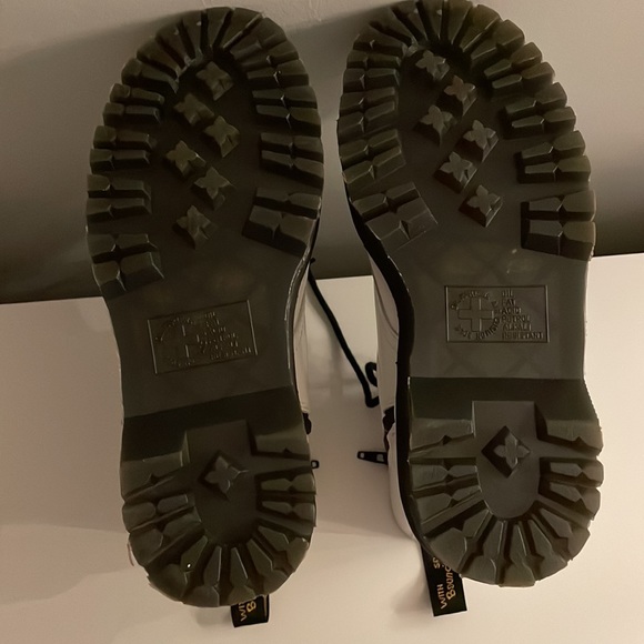 white platform Dr.Martens - Picture 7 of 9